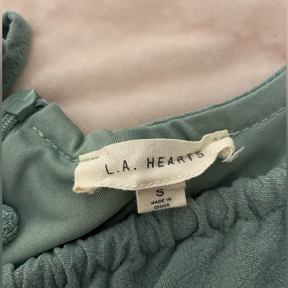 LA Hearts Sage Tie Front Linen Mini Dress 🌱🤍🌟🐢 - Picture 4 of 5